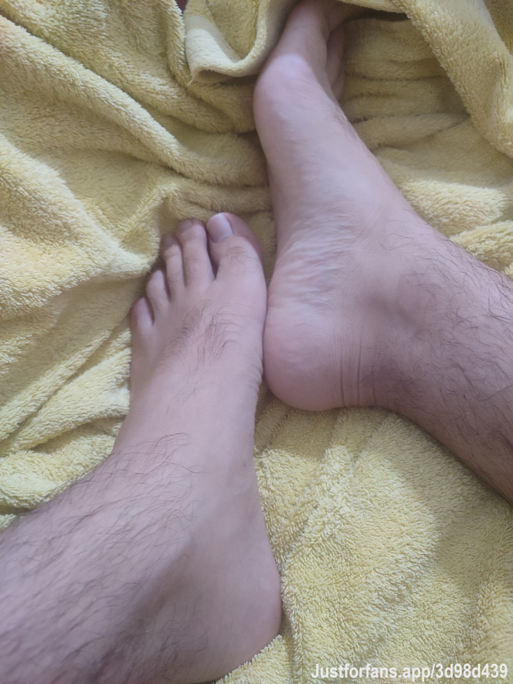Just showered. Who wants a wiff of my clean feet.