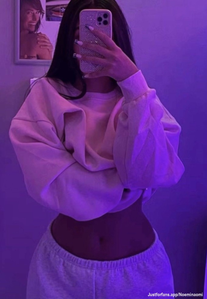 Hola mis bebes💄💋🎥😎❤️🔥soy Noemi ...nos corremos juntos? Me chupo toda para ti🤭🔥