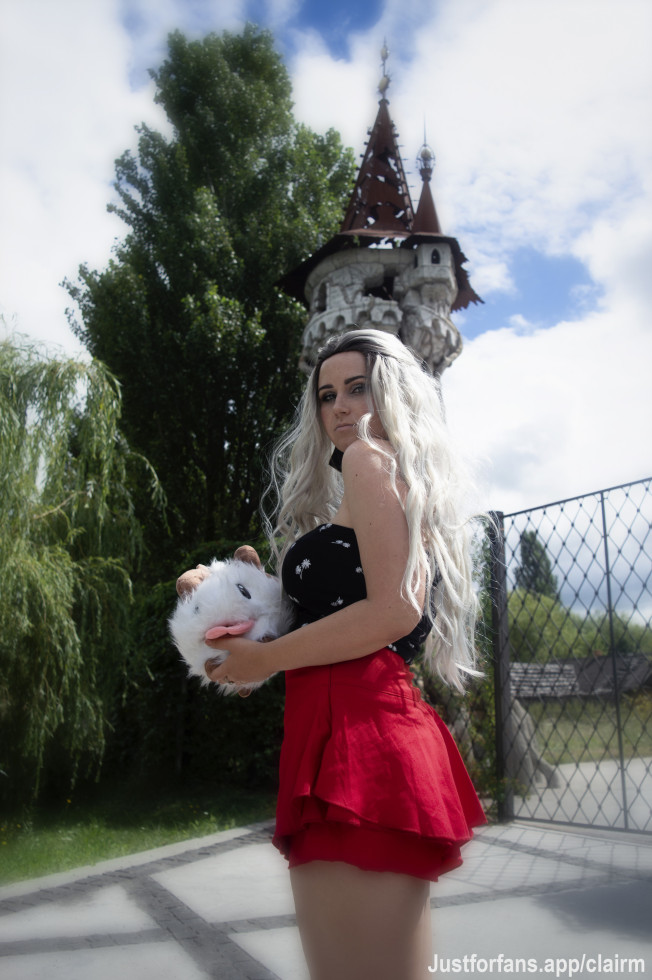 Feet pec 5$
Feet vid 10$