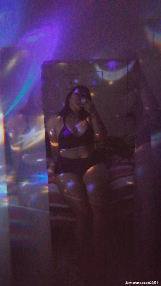 The best photos and videos by subscription and in private messages.😋