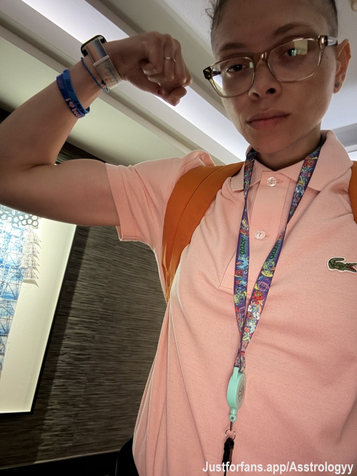 I’m at the MGM, let’s schedule a dick down session! You know you need a power top!