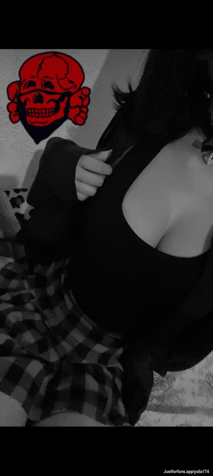 Hey guys. I'm new to this platform, if you want something hot just check out my profile. 😉