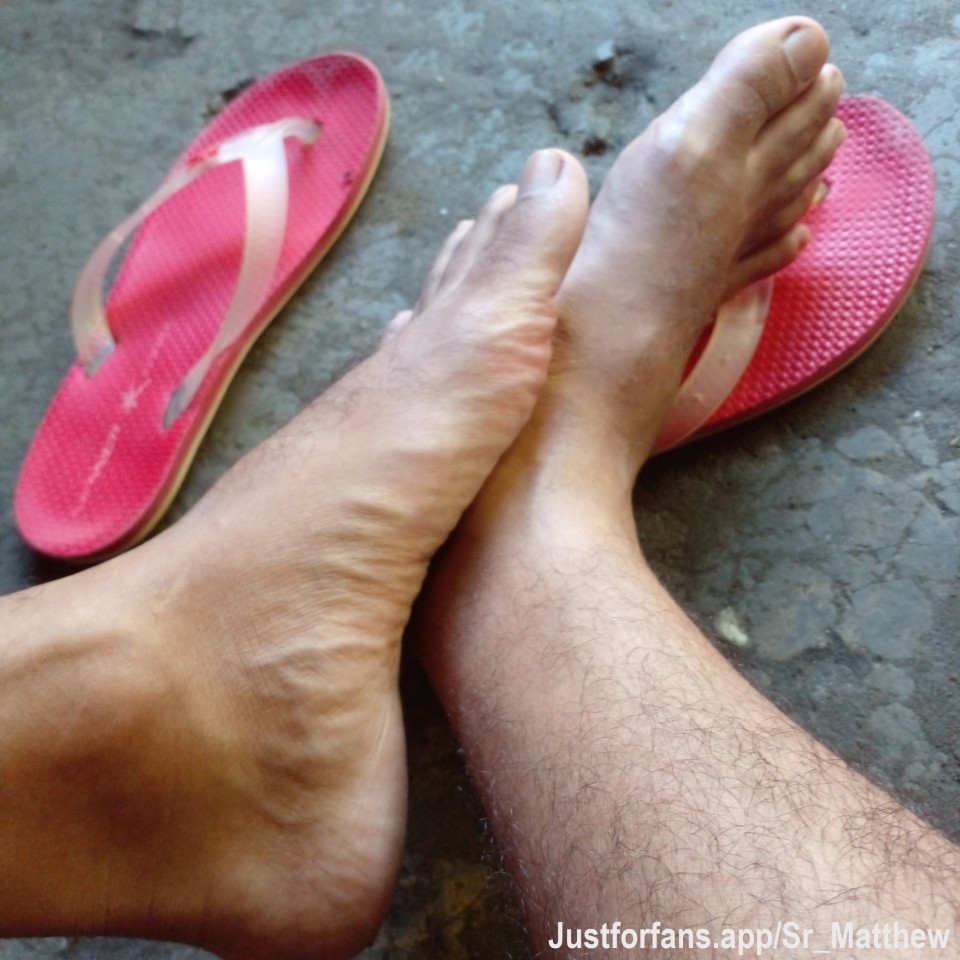 🙏🦶👣🙂‍↕️🤤