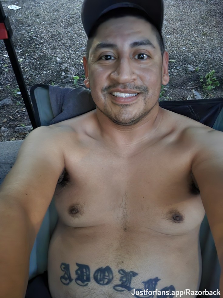 Chillin out with the guys at movie night. I luv my belly.