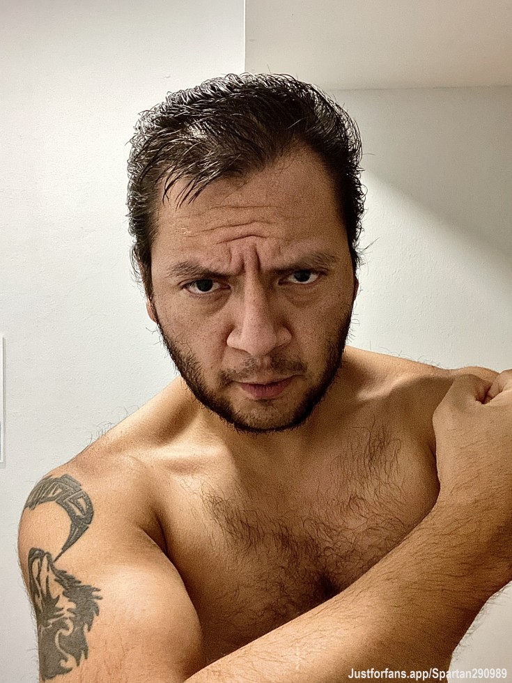 ME CREERÍAS SI TE DIGO QUE SOY UN LOBO?