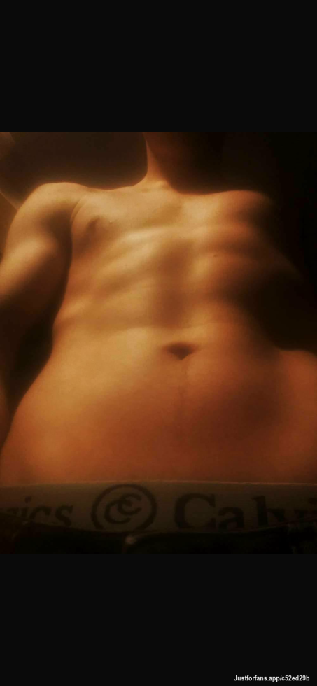 It’s windy outside. Let’s warm up? 😉