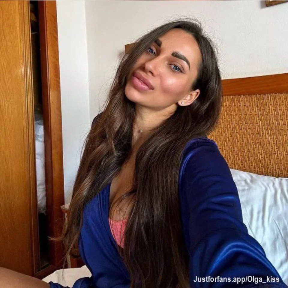 Do you want me? 😍🔞 I'm waiting for you here https://www.loyalfans.com/Olga_Kiss