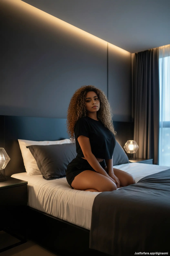 Waiting for someone 🤭😅