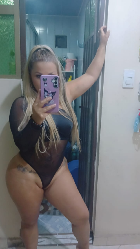 ¿Quieres ducharte conmigo?

https://justforfans.app/Tifannystars