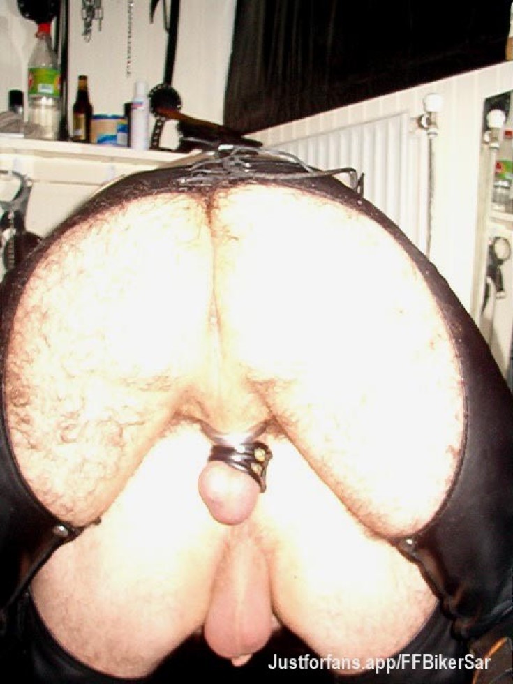 Riding a leatherd asshole