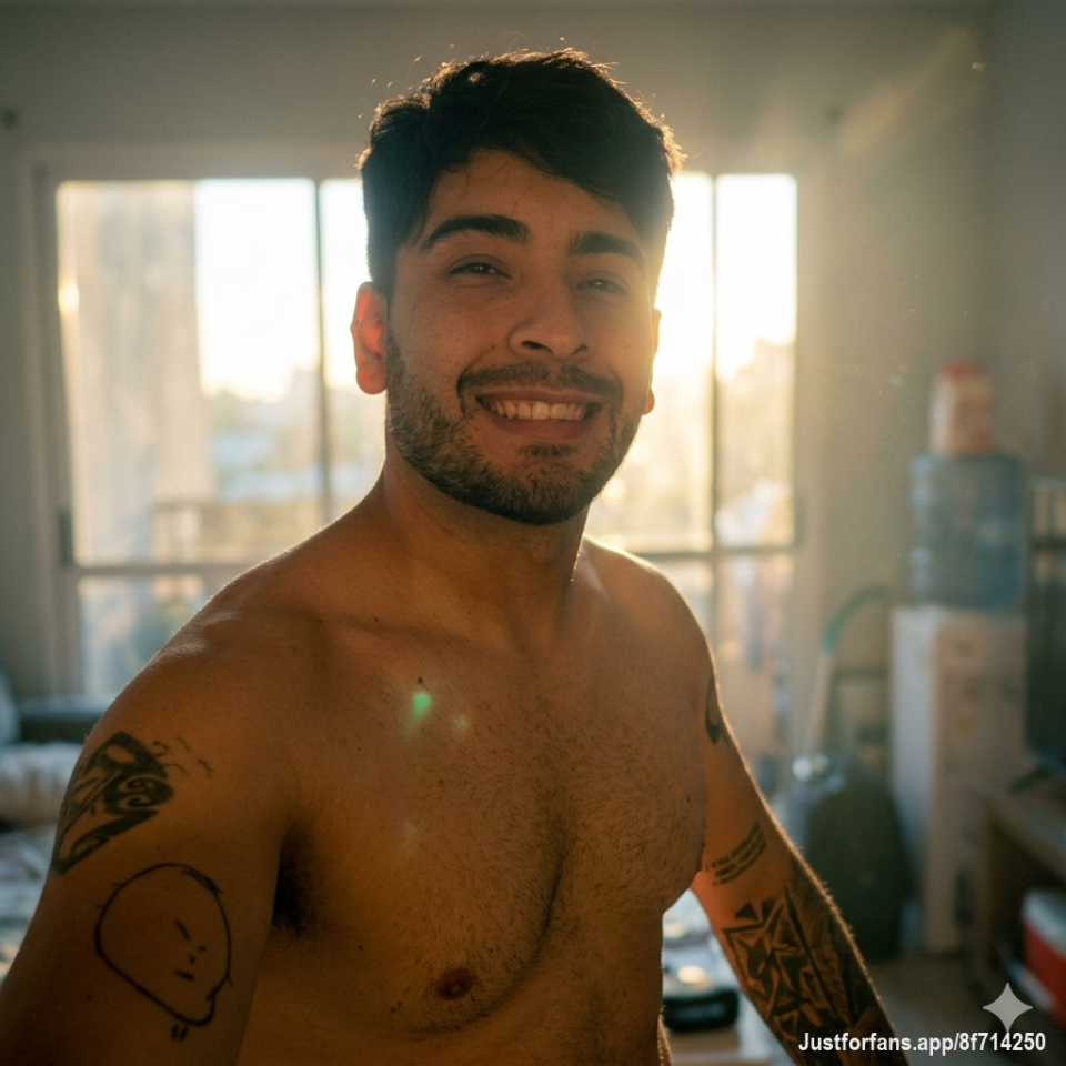 Good morning, baby. Do you want to watch me work out in my underwear?😉😉🤭