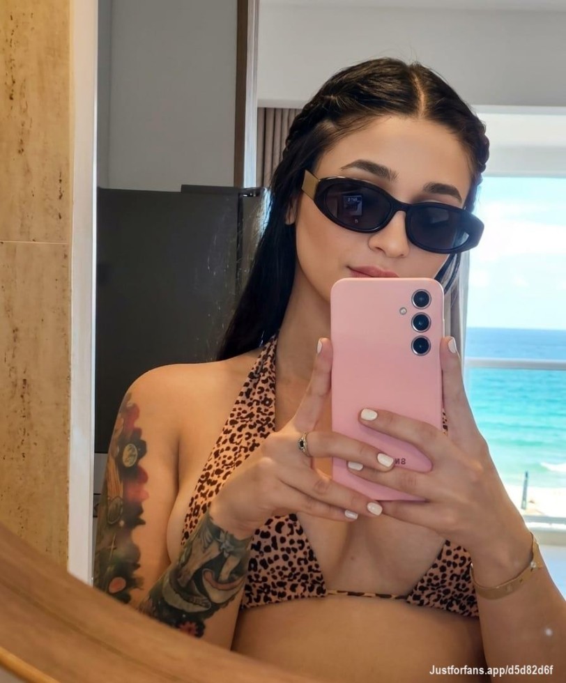 I  think these sunglasses are part of my personality now ☀️😎