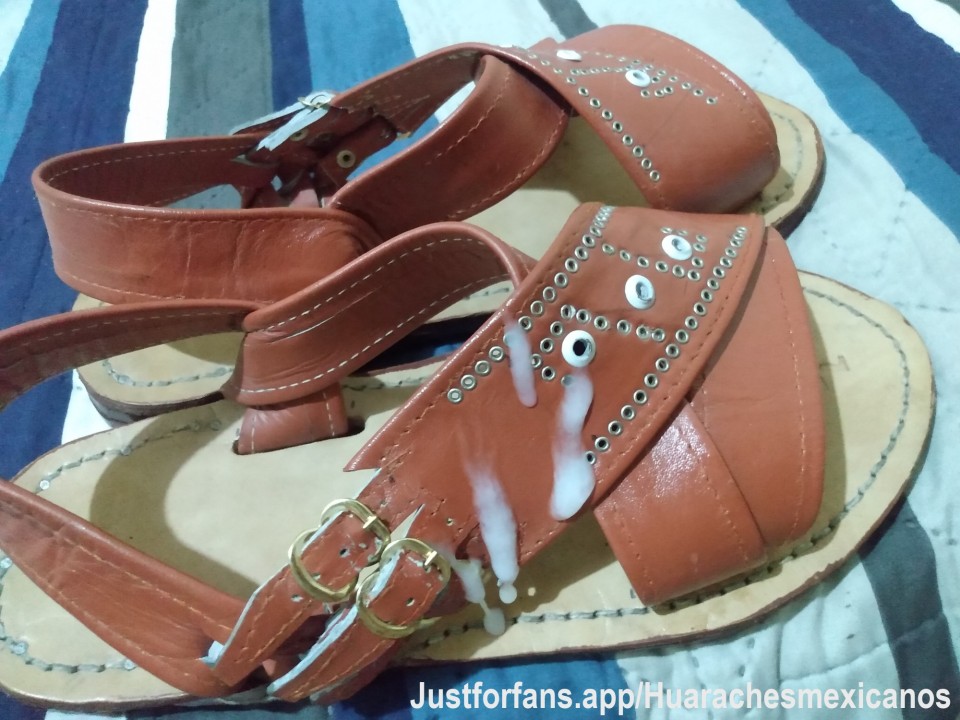¿Quieres ver cómo llené de leche los huaraches? Adquiere mi nuevo video :)