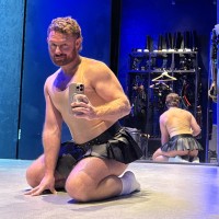 LATEX HIMBO